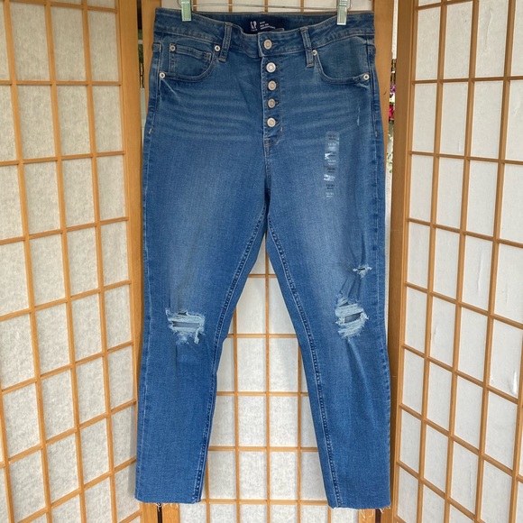 Gap High Rise Distressed Buttoned Jean Legging SZ 12/31 Short NWOT - Picture 8 of 13